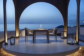 Santo Mine Oia Suites