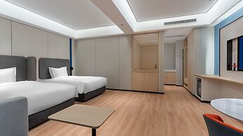 Holiday Inn Express Qingdao Northern West Coast by IHG