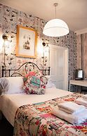 LABURNUM HOUSE & BISTRO EN GLAZE