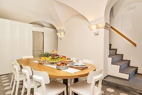 COLONNA24