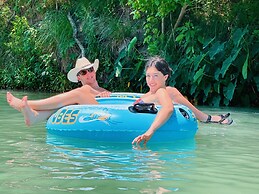 Son's Blue River Camp Glamping Cabin Y