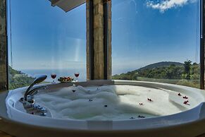 Villa Pine Private Located in a Quiet and Picturesque Location