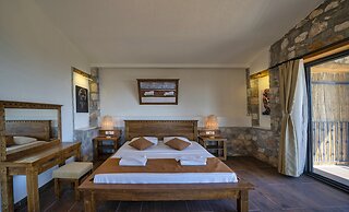 Villa Pine Private Located in a Quiet and Picturesque Location