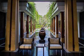 Beachfront 3br Luxe Plunge Pool On Naithon Beach