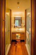 Beachfront 3br Luxe Plunge Pool On Naithon Beach