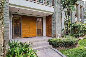 Beachfront 3br Luxe Plunge Pool On Naithon Beach