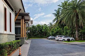 Beachfront 3br Luxe Plunge Pool On Naithon Beach