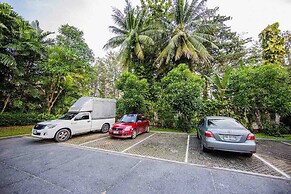 Beachfront 3br Luxe Plunge Pool On Naithon Beach