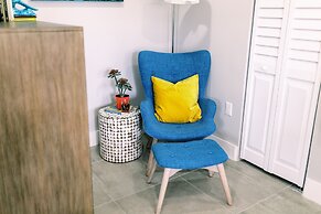 Casa Cordova by Lowkl