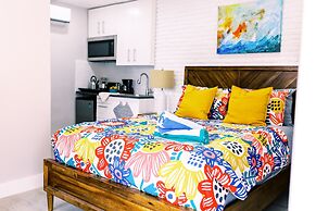 Casa Cordova by Lowkl