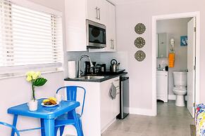 Casa Cordova by Lowkl