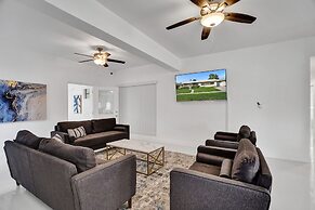 La Serre Miami Home & Private Pool Near Aventura Mall