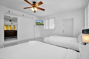 La Serre Miami Home & Private Pool Near Aventura Mall