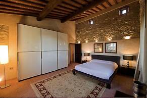 Room in B&B - L' Agriturismo Sottototno Located in the Heart of Tuscan