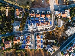 Sanders White Mountains - Vibrant Villa With Pool