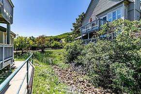 Slope-side Studio Bliss Ski-in Ski-out, Renovated At Blue, Hot Tub, Fa