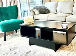 Slope-side Studio Bliss Ski-in Ski-out, Renovated At Blue, Hot Tub, Fa