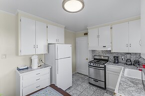 3 Bd House, Walkable To Bart, Free Parking, Views