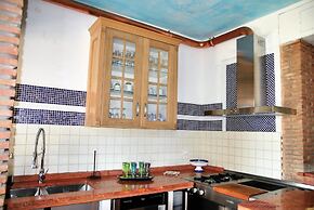 Meridiana Holiday House With Shared Swimming Pool
