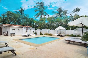 Golf Villa Close to the Beach No00