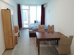 Silver Beach B16 Apartment