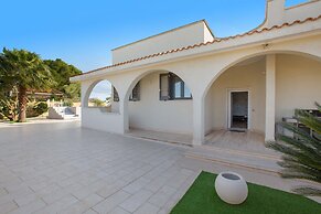 2660 Villa Montecarlo by Perle di Puglia