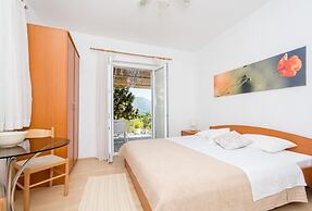 Apartments & Rooms Jokovic