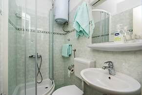 Apartments & Rooms Jokovic