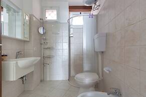 2339 Trilo Imma by Barbarhouse