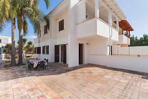 2811 Villetta Altomare by Barbarhouse