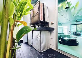 Contemporary 3bd Safari Pool Villa Near Nai Yang Beach