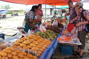Contemporary 3bd Safari Pool Villa Near Nai Yang Beach