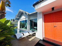 Contemporary 3bd Safari Pool Villa Near Nai Yang Beach