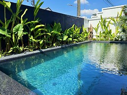 Contemporary 3bd Safari Pool Villa Near Nai Yang Beach