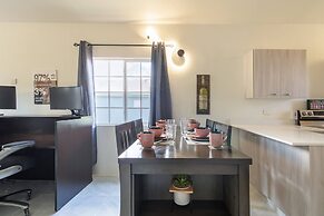 Escape to Paradise: Brand New Bungalow With Ocean View in Discovery Ba