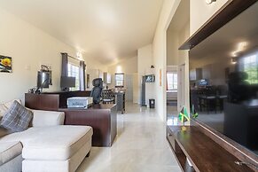 Escape to Paradise: Brand New Bungalow With Ocean View in Discovery Ba