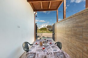 2744 Villetta Irene by Barbarhouse