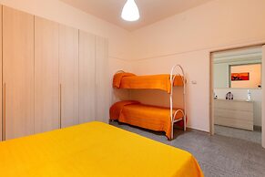 2744 Villetta Irene by Barbarhouse