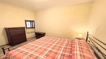 Spoleto Storico Spacious City House - car Unnecessary - Wifi - Sleeps 