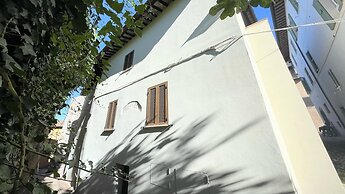 Spoleto Storico Spacious City House - car Unnecessary - Wifi - Sleeps 