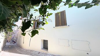 Spoleto Storico Spacious City House - car Unnecessary - Wifi - Sleeps 