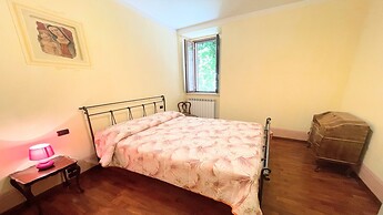 Spoleto Storico Spacious City House - car Unnecessary - Wifi - Sleeps 