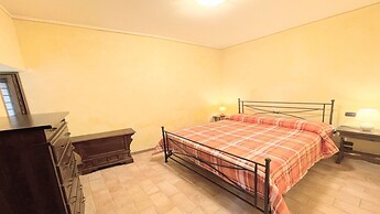 Spoleto Storico Spacious City House - car Unnecessary - Wifi - Sleeps 