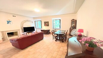 Spoleto Storico Spacious City House - car Unnecessary - Wifi - Sleeps 