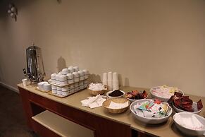 Ramada By Wyndham Jerusalem Hotel Private Suites 1 Bedroom Condo by Re