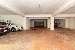 Luxury Living Modern & Contemporary Home With Brand New Pool in Manor 