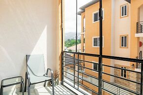 Luxury Living Modern & Contemporary Home With Brand New Pool in Manor 