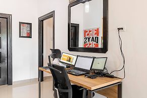 Luxury Living Modern & Contemporary Home With Brand New Pool in Manor 