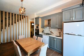 2 Bedroom Private Villa With Infinity Pool and Sea View