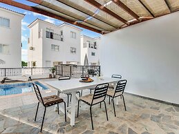Sanders White Mountains - Adorable Villa With Pool